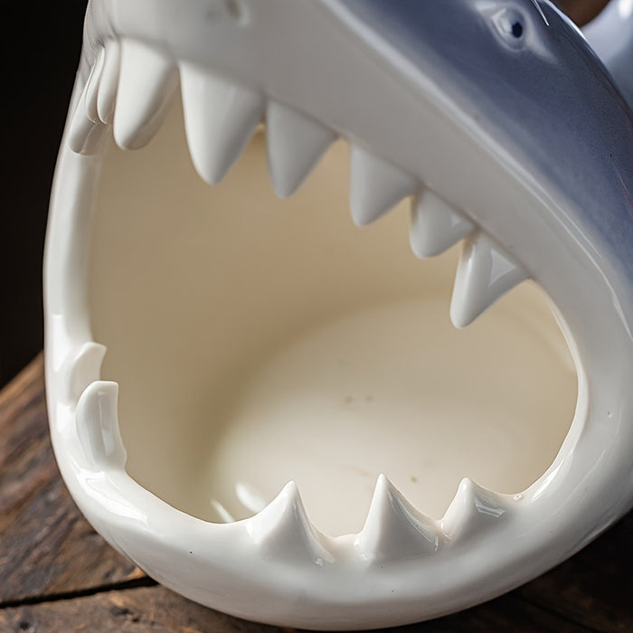1pc, Creative Ceramic Shark Ashtray, Household Decorative Astray, Ashtrays For Home, Hotel, Bar, Office, Fancy Gift For Men Women, Household Gadget, Christmas Gifts, Christmas Supplies, Christmas Party Supplies